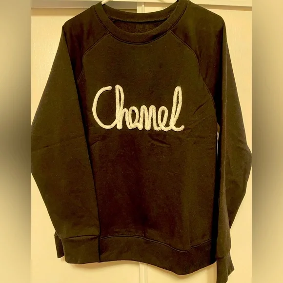 Handcrafted Inspired Sweatshirt -Red - Picture 1 of 4